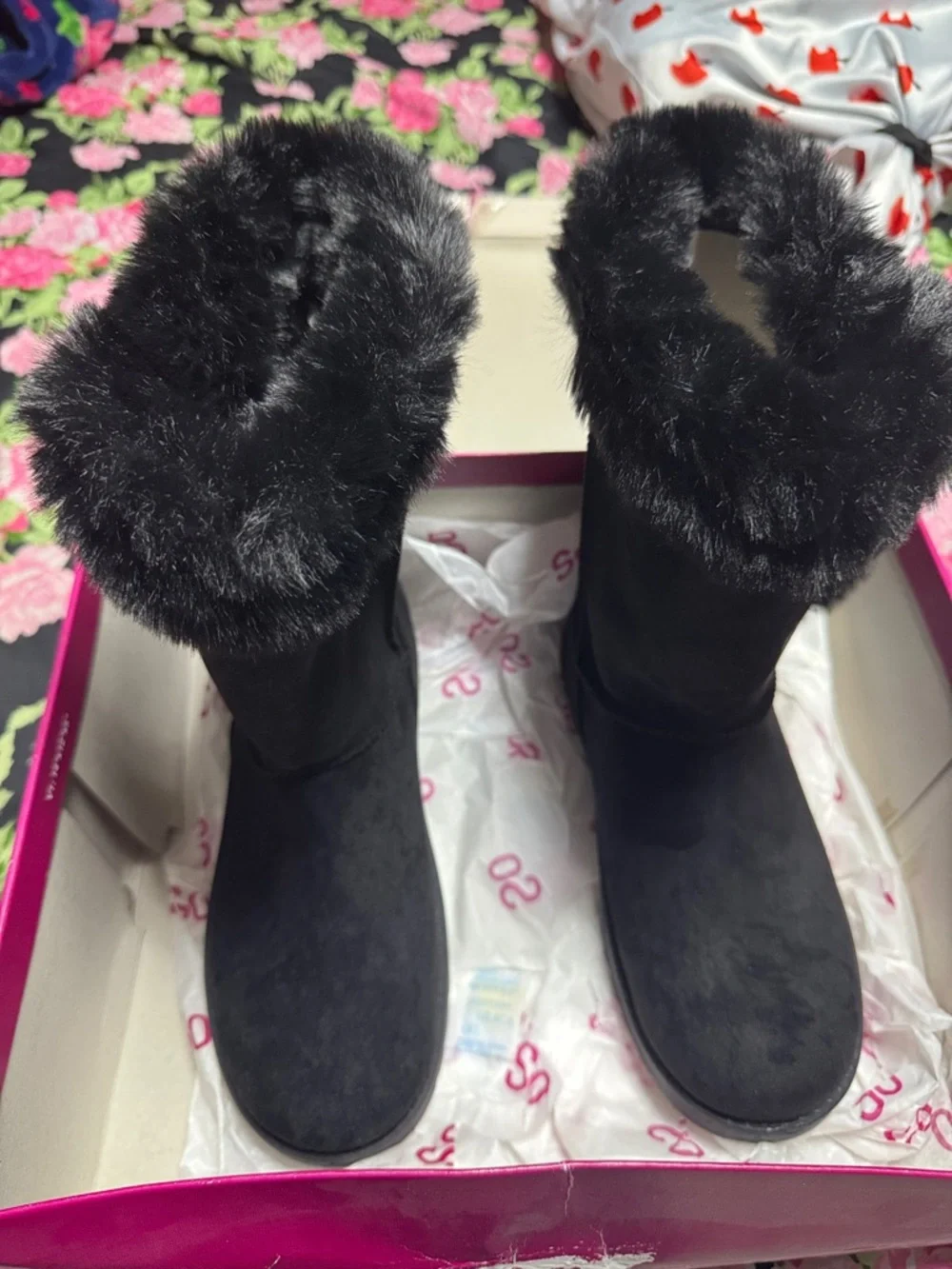 NEW SO Black Faux Fur Cuff Winter Boots for Women